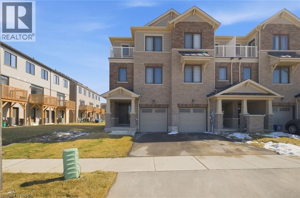 Property Photo:  19 Baskett Street  ON N3T 0W4 