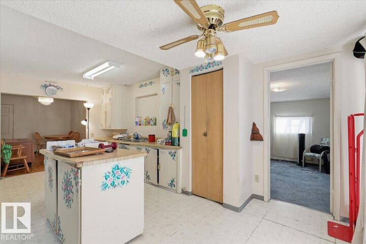 Property Photo:  4717 50 Avenue  AB T0C 2P0 