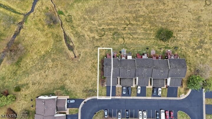 Property Photo: 262 Spruce Ct NJ 08822