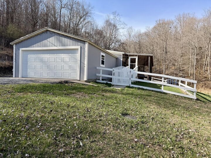 Property Photo:  2781 Bull Run Road  KY 42539 