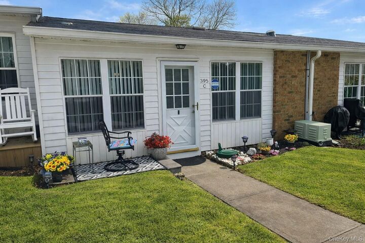 Property Photo:  395 Woodbridge Drive C  NY 11961 