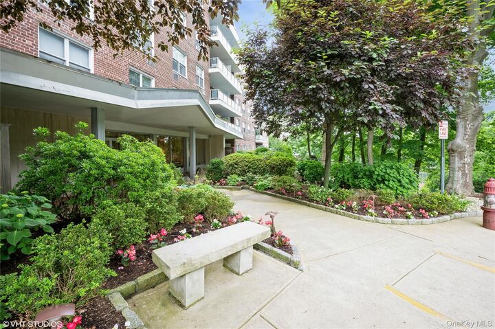 Property Photo:  222 Martling Avenue 4-C  NY 10591 