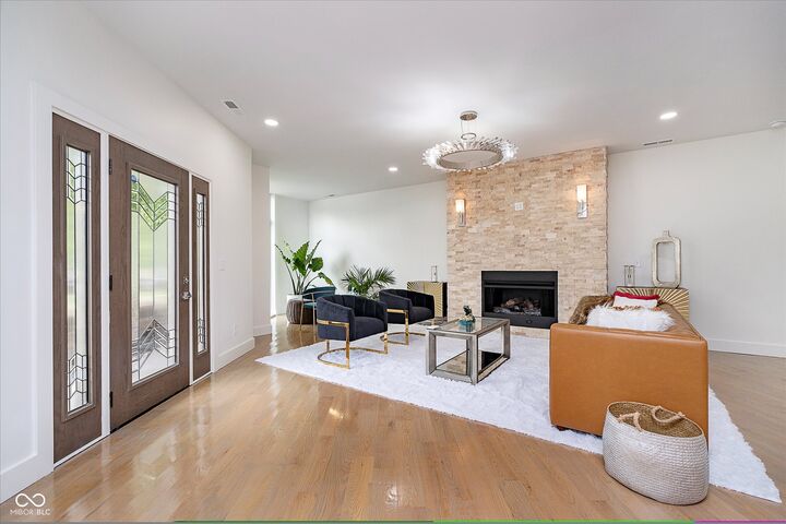 Property Photo:  2130 Brookside Parkway North Drive  IN 46201 