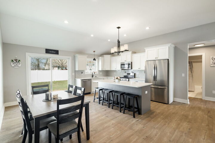 Property Photo:  1059 Hummingbird Lane  IL 60468 