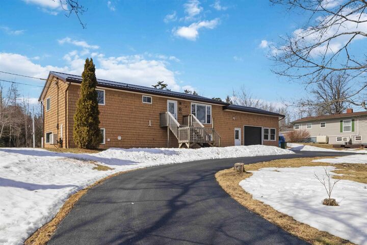 Property Photo:  18 Charleswood Drive  NS B2T 1G3 