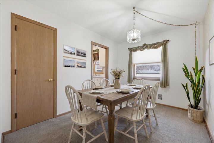 Property Photo:  5924 Regent Avenue N  MN 55429 