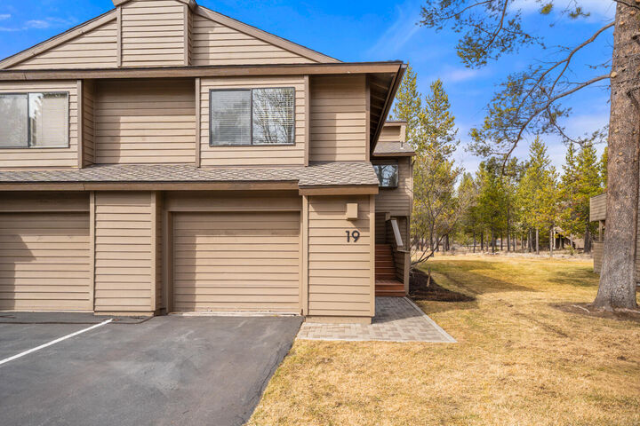 Property Photo:  17772 W Core Road 19  OR 97707 