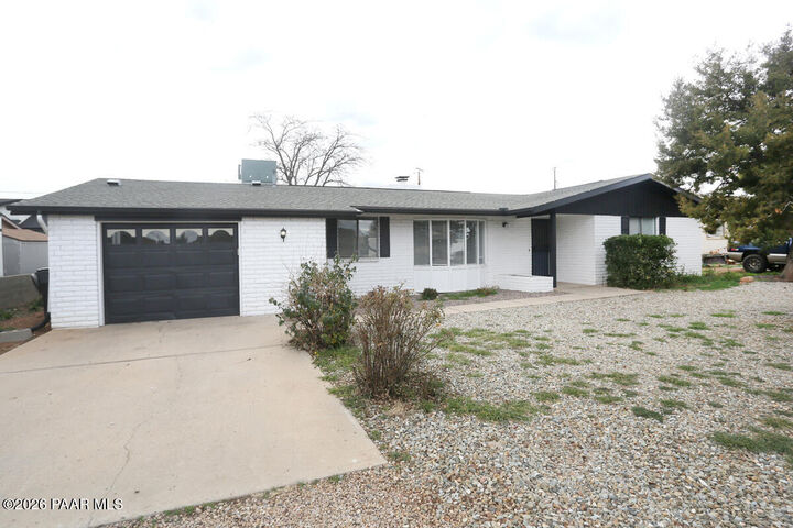 Property Photo:  8919 E Navajo Court  AZ 86314 