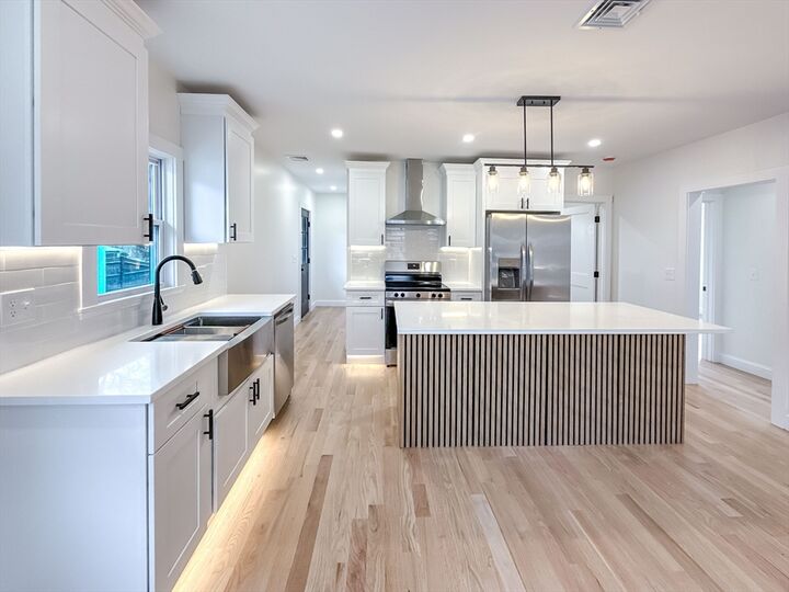 Property Photo:  23 Murray Hill Rd  MA 02155 