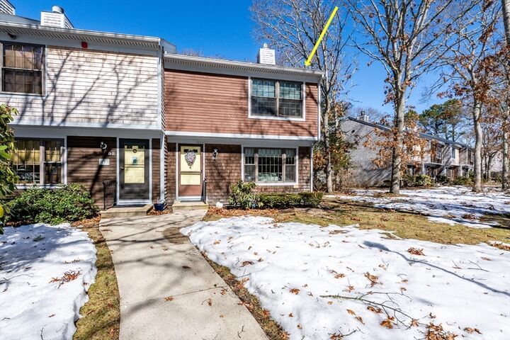 Property Photo:  195 Falmouth Rd 9F  MA 02649 