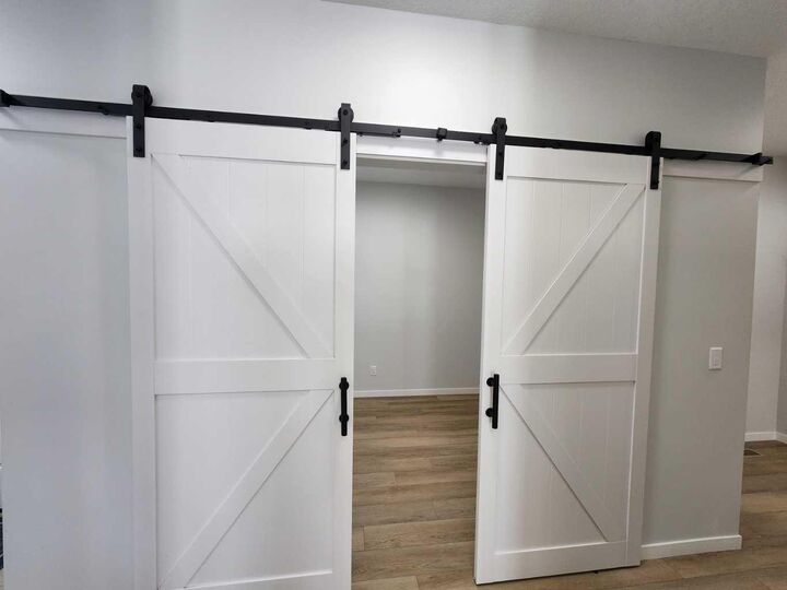 Photo de la propriété:  365 Edith Road NW  AB T3R 1Y9 