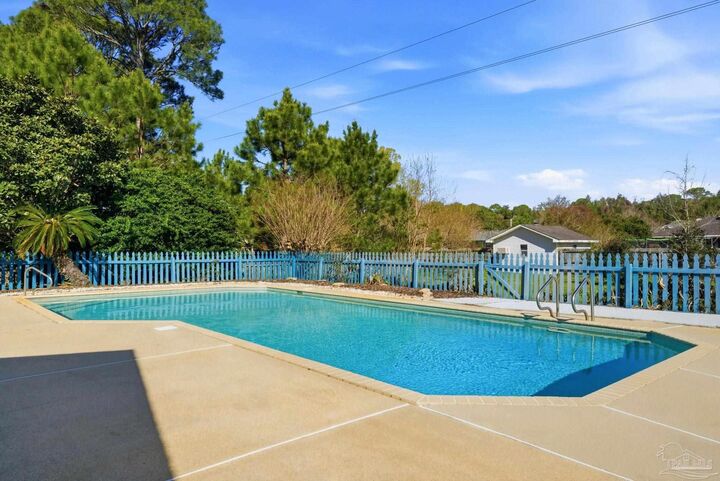 Property Photo:  3878 Sailwind Dr  FL 32563 