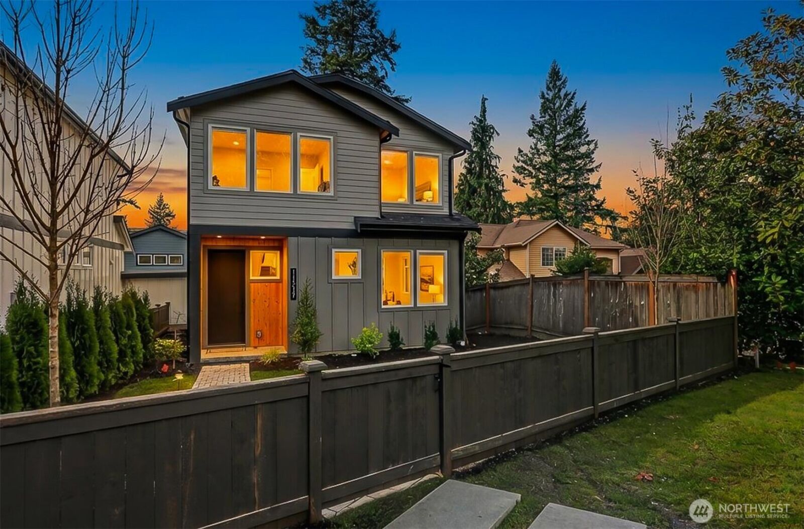 Property Photo: 11217 NE 95th Street WA 98033