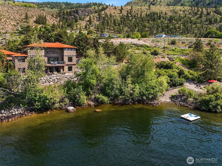 Property Photo: 23195 Columbia Pointe Lane WA 98843