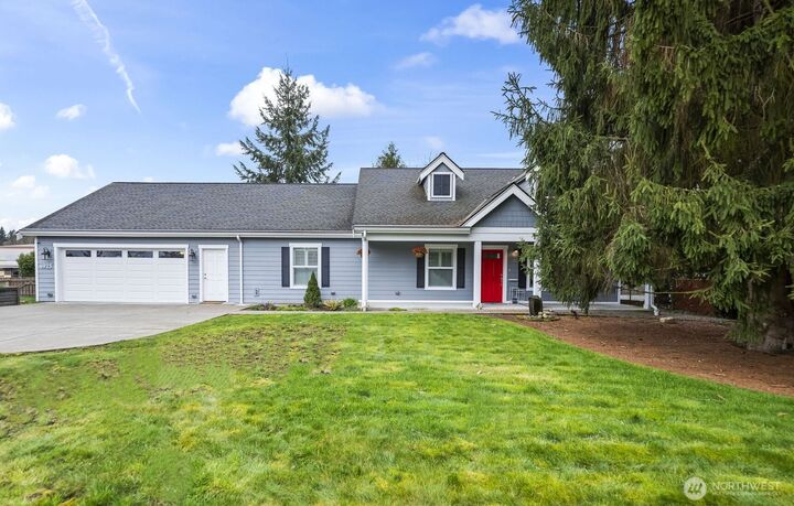 Property Photo:  4925  Harbor View Drive NE  WA 98422 