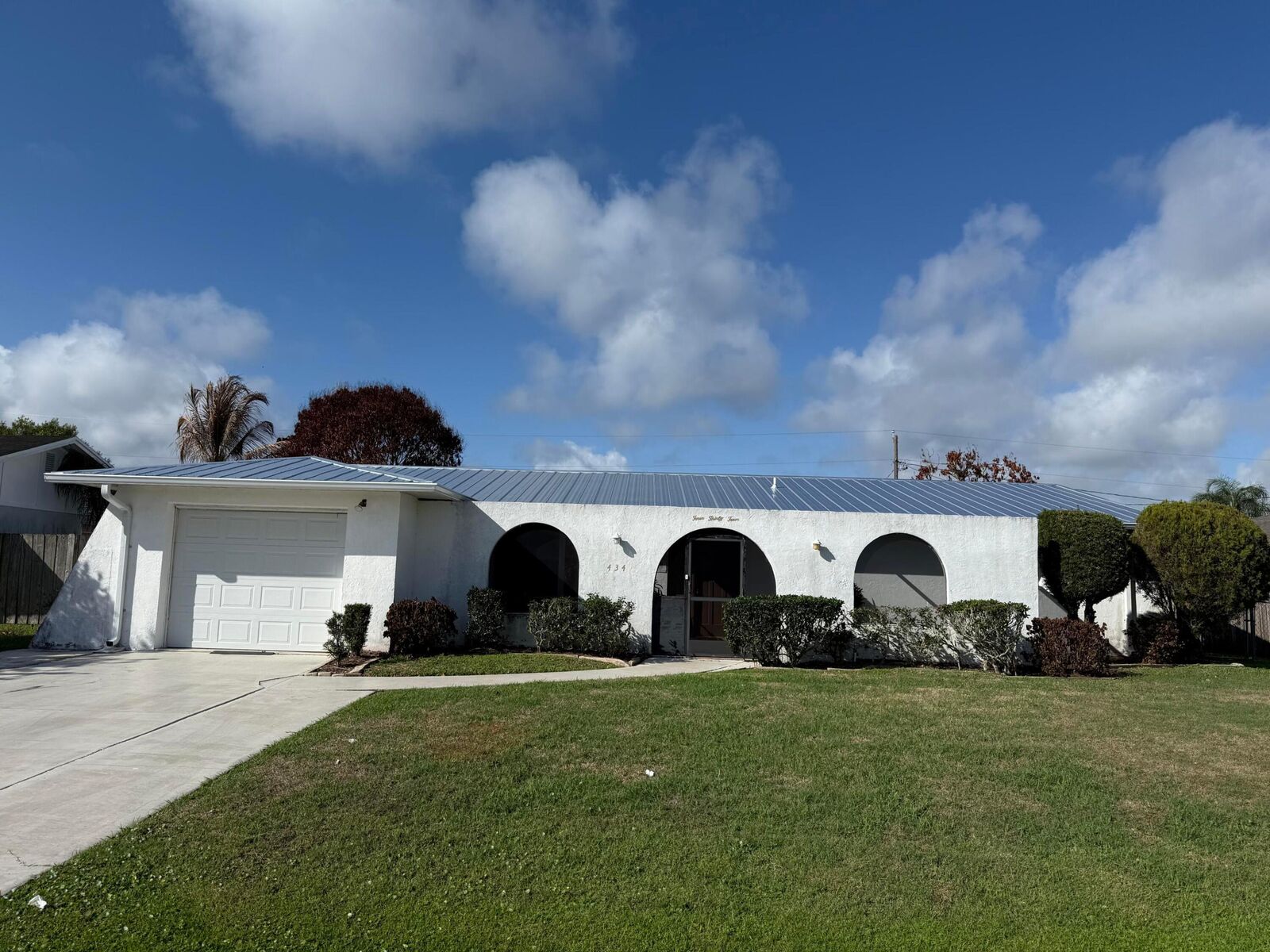 Property Photo: 434 SE Sunnydale Lane FL 34983