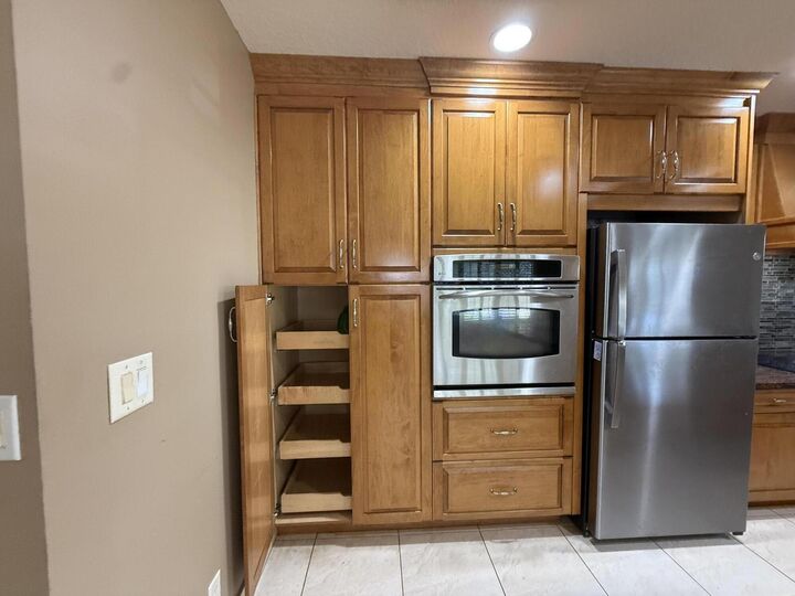 Property Photo:  220 Country Lane A  FL 33435 