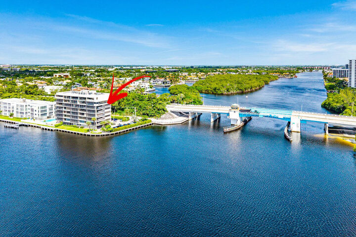 Property Photo: 900 NE Spanish River Boulevard 7E FL 33431