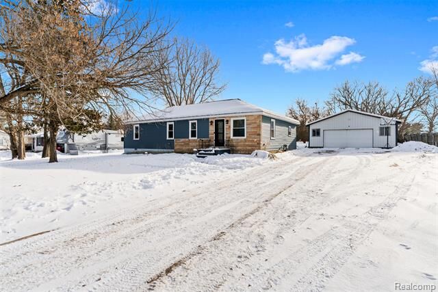 Property Photo:  1268 E Dodge Road  MI 48458 