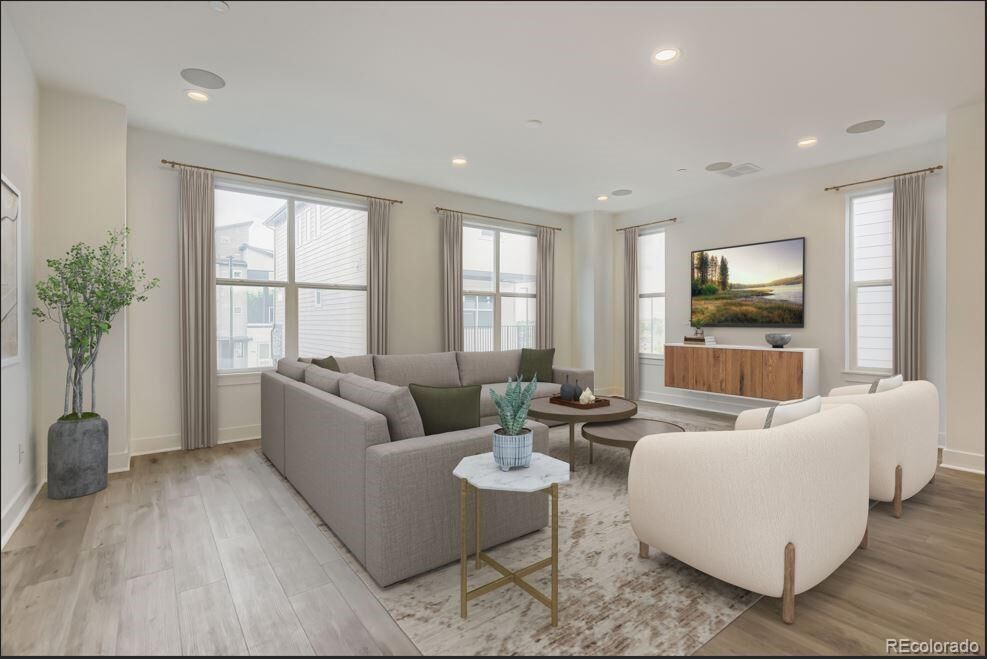 Property Photo:  10886 E Hinsdale Circle  CO 80112 