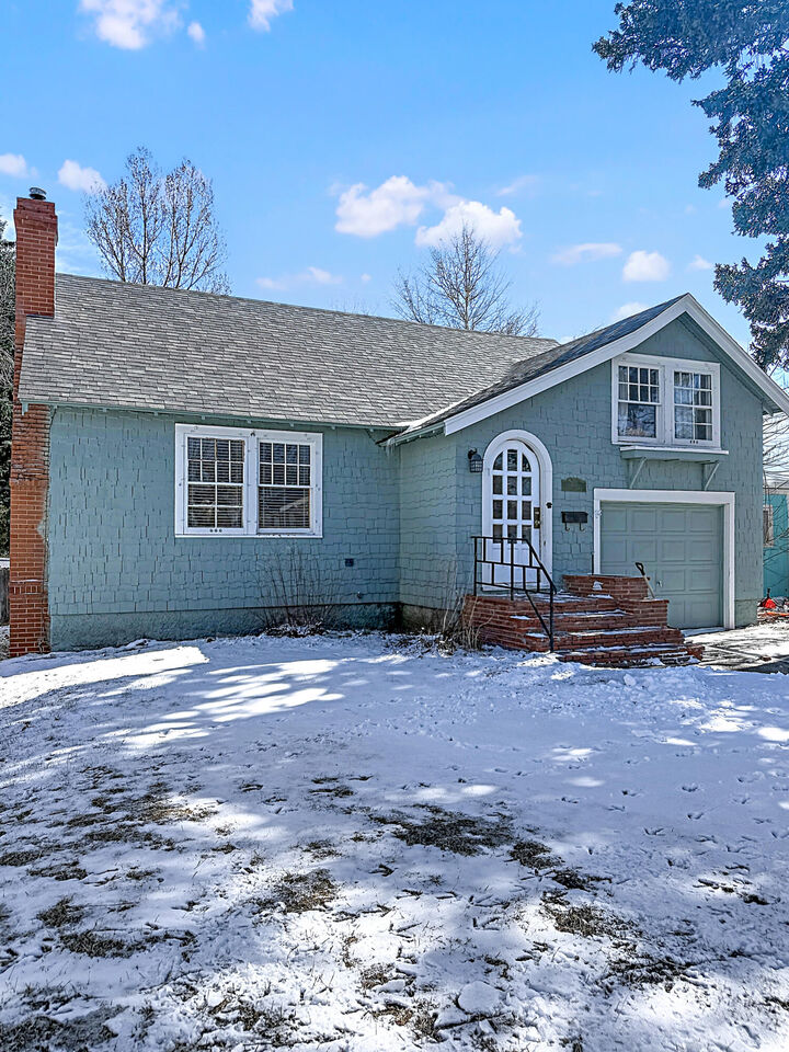 Property Photo:  457 N Adams Avenue  WY 82834 