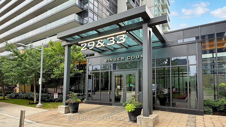 Property Photo: 33 Singer Court 711 ON M2K 0B4
