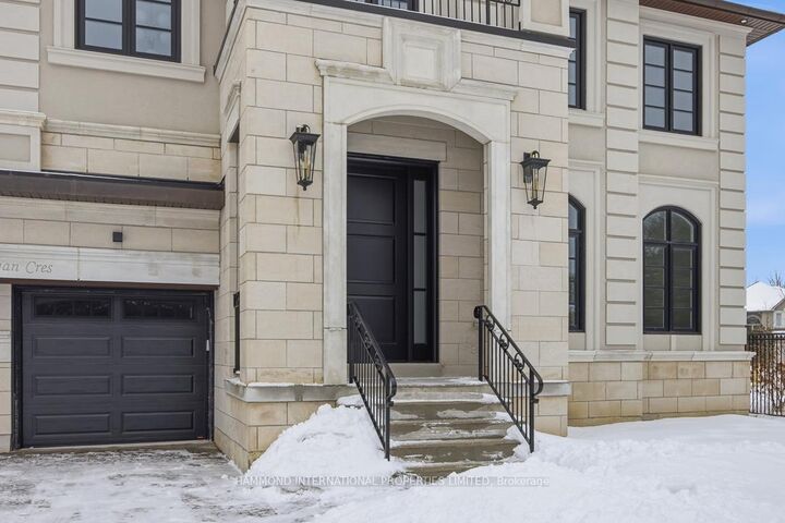Property Photo: 9 Lonergan Crescent ON M2M 4B3