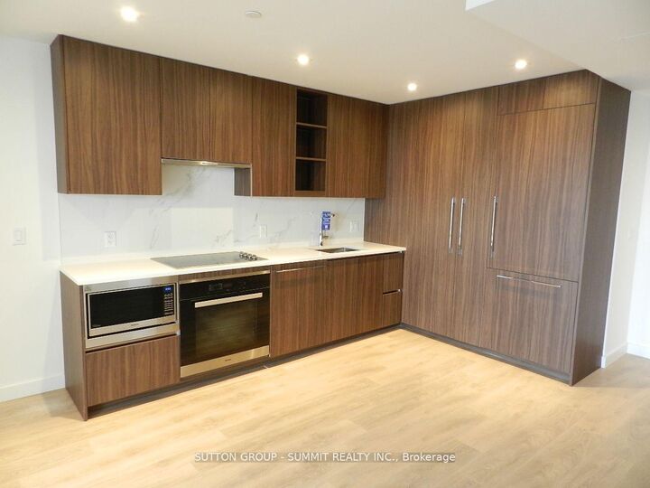 Property Photo: 25 McMahon Avenue 1908 ON M2K 0J1