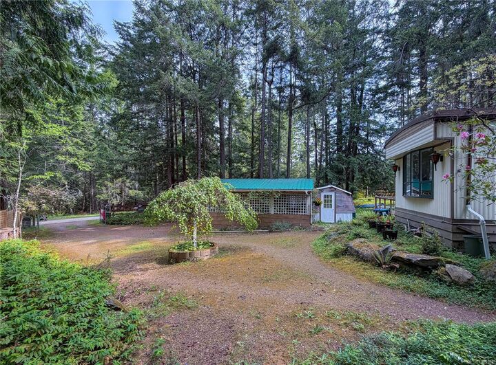 365 King Rd — photo 1