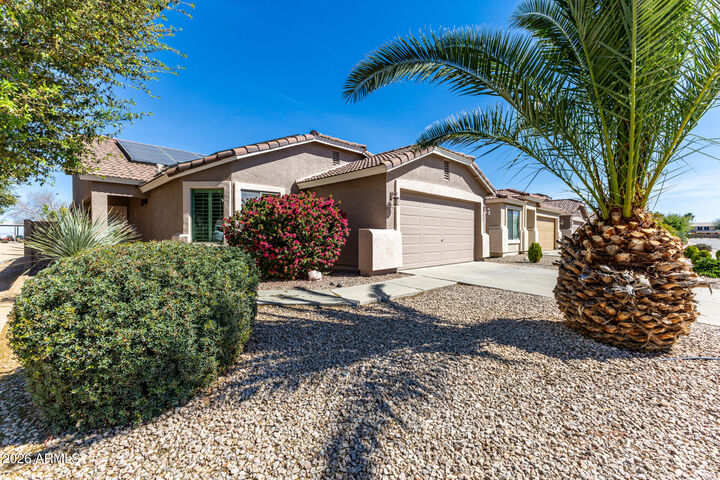 Property Photo: 2682 E Silversmith Trail AZ 85143