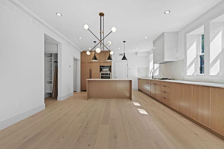 Property Photo: 6851 Cypress Street BC V6P 5L9