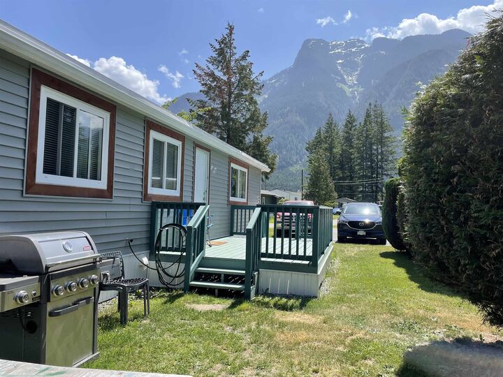 Photo de la propriété: 65367 Kawkawa Lake Road 52 BC V0X 1L1