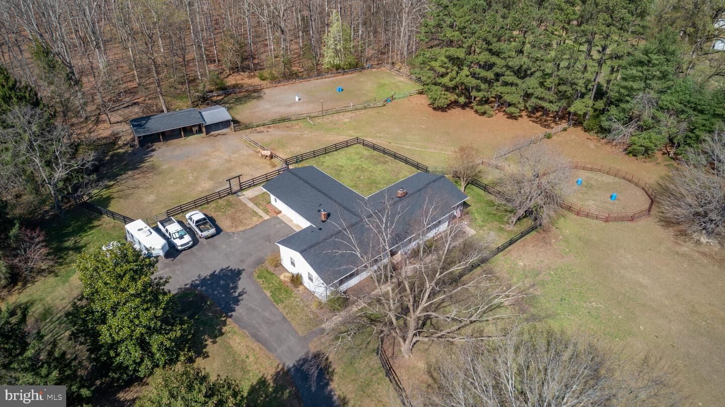 Property Photo:  10122 Elys Ford Road  VA 22407 