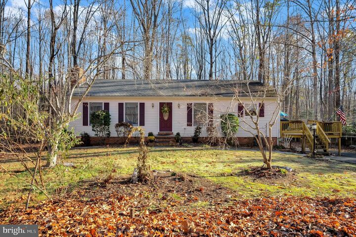 Property Photo:  18 Winslow Road  VA 22406 