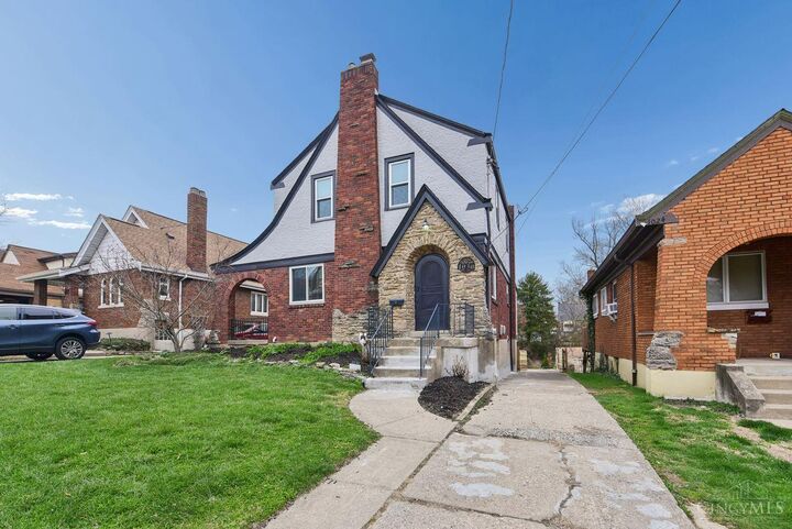 Property Photo:  1030 Rutledge Avenue  OH 45205 