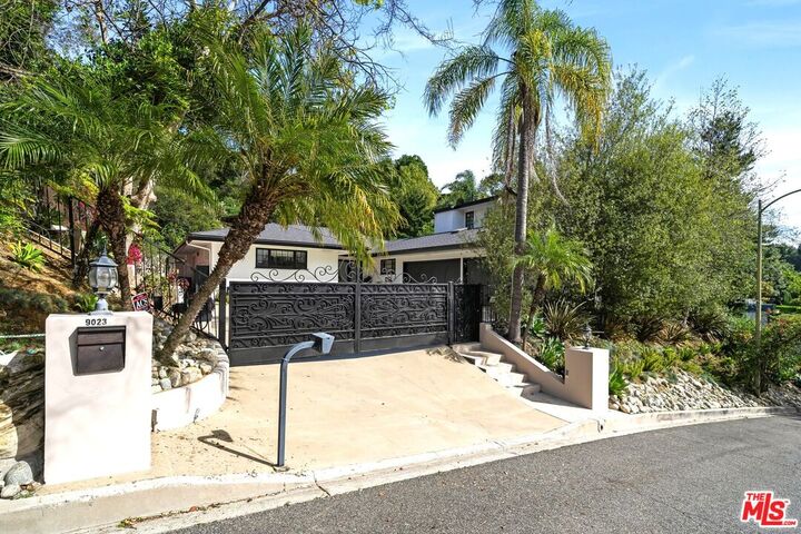 Property Photo:  9023 Alto Cedro Dr  CA 90210 