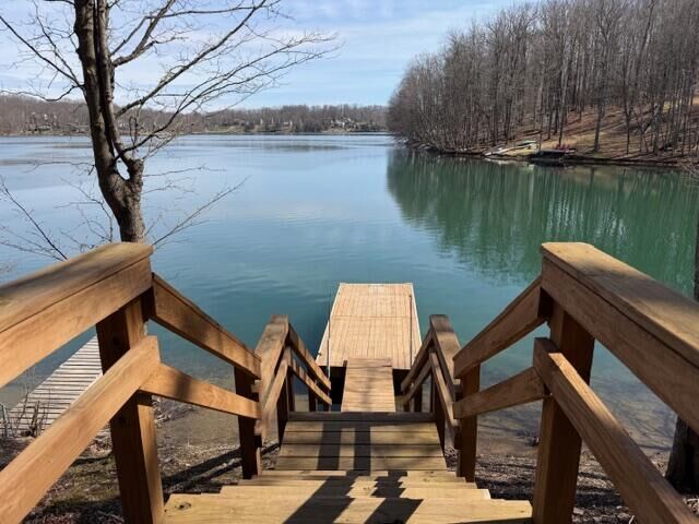 Property Photo:  116 Green Cay Ct  PA 15801 