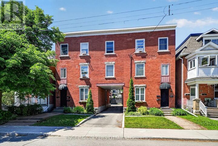 22-24 St Francis Street — photo 1