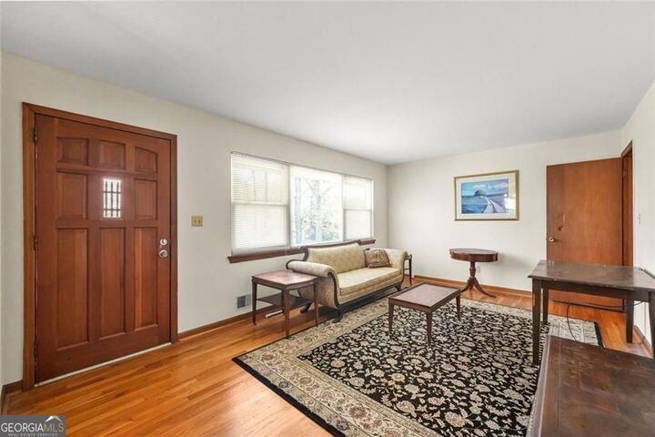 Property Photo:  5291 Campbellton Road  GA 30331 