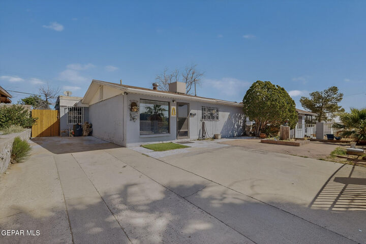 Property Photo:  3525 Pierce Avenue  TX 79930 