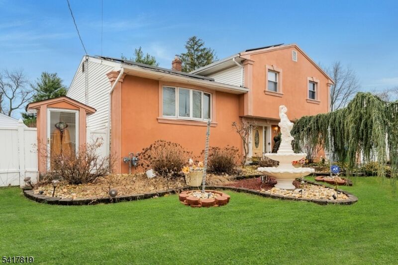 Property Photo:  8 Monaghan Rd  NJ 08817 