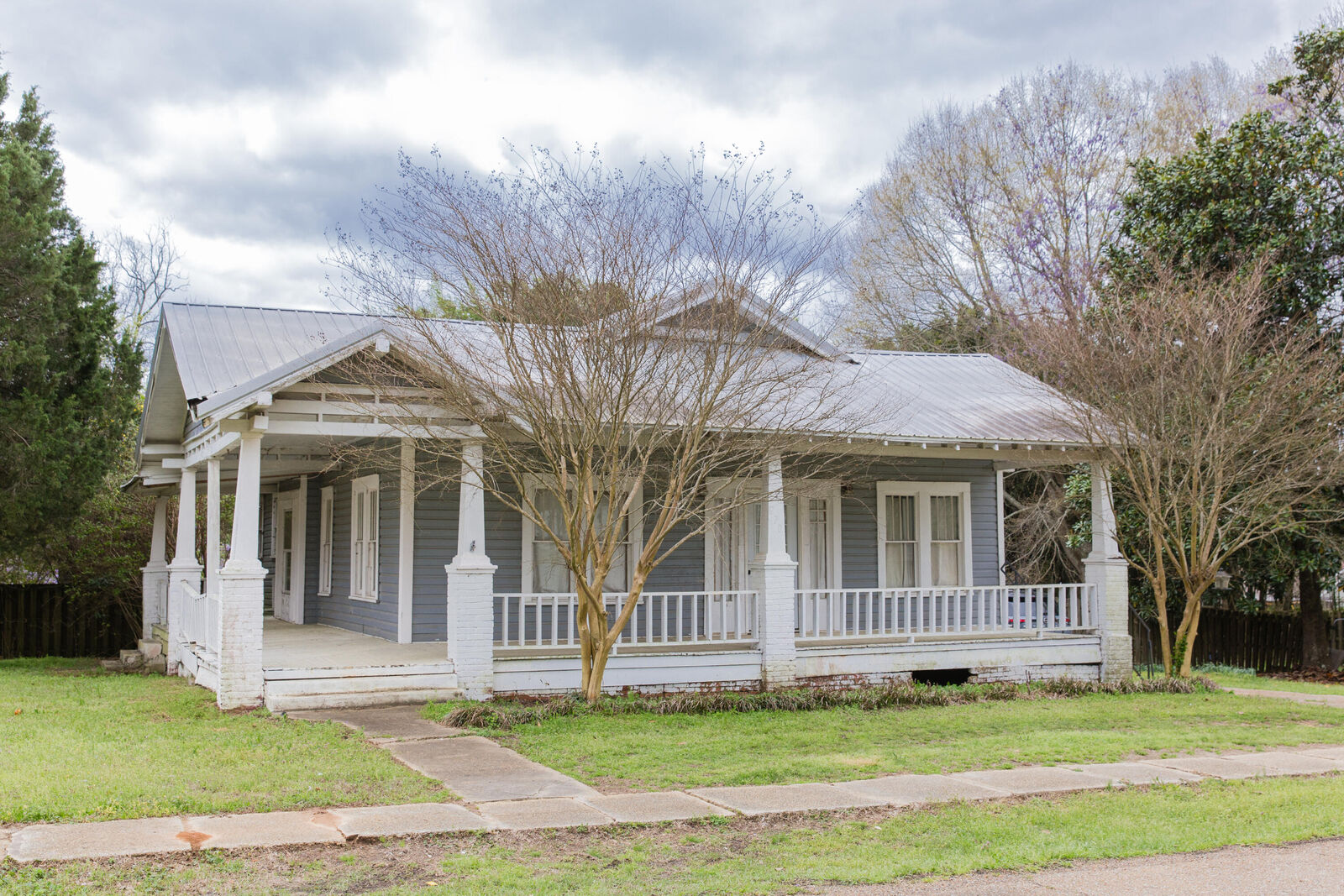 Property Photo:  270 E Church  MS 39735 