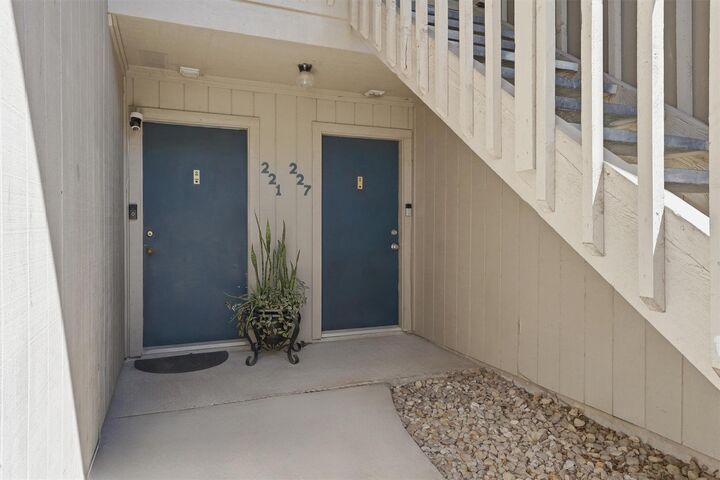 Property Photo: 3919 Fairmont Parkway 227 TX 77504