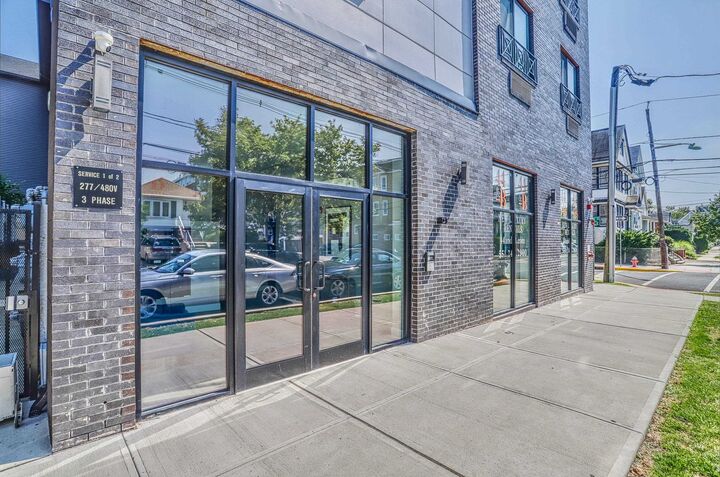 Property Photo:  140 Avenue B 304  NJ 07002 