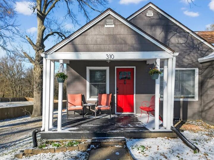 Property Photo:  310 S Bluegrass Drive  KS 66012 