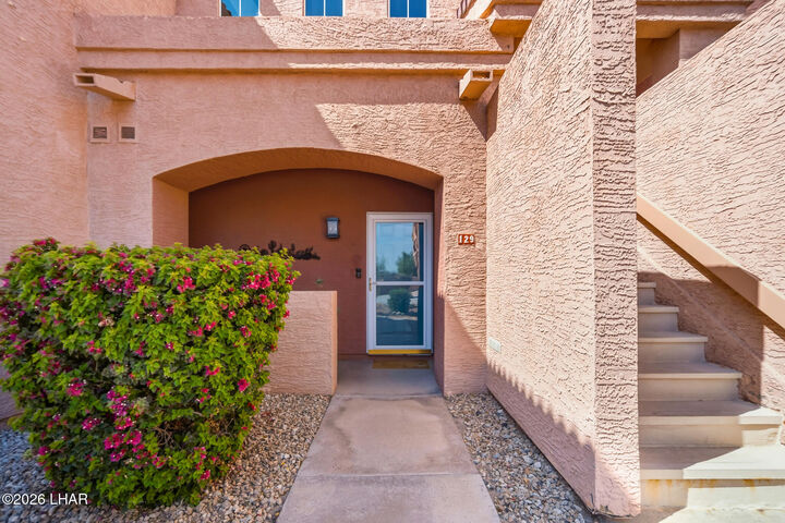 Property Photo:  1650 Smoketree Ave S 129  AZ 86403 