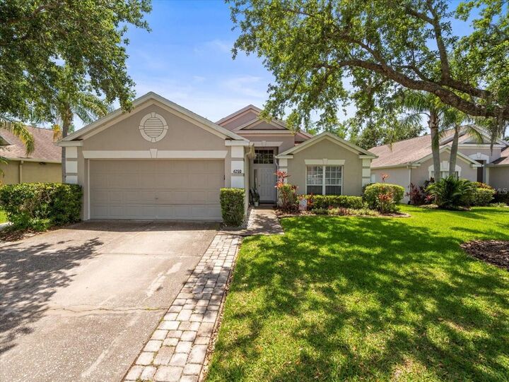 Property Photo: 4250 Pine Isle Drive FL 33558