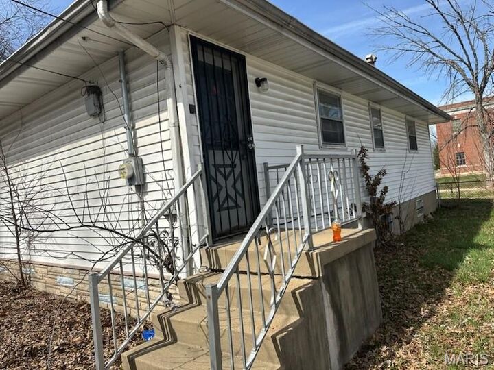 Property Photo:  9984 Duke Drive  MO 63136 