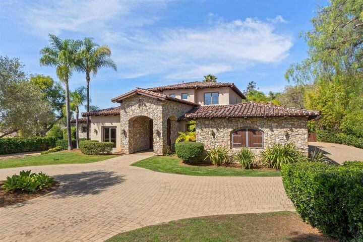 Property Photo:  2428 Catalina Avenue  CA 92084 