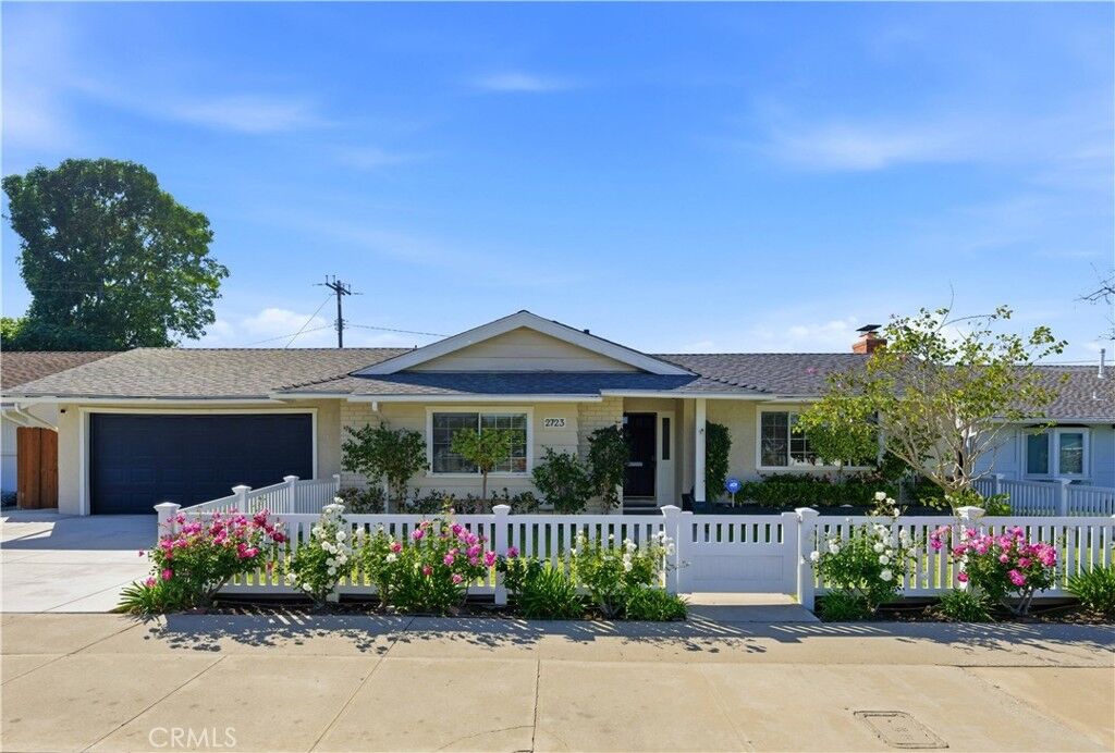 Property Photo: 2723 Cibola Avenue CA 92626